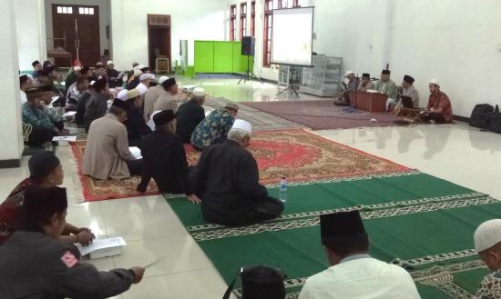 Perkuat Dakwah, Dewan Pimpinan MUI Probolinggo Minta Nasehat Ketum MUI Jatim